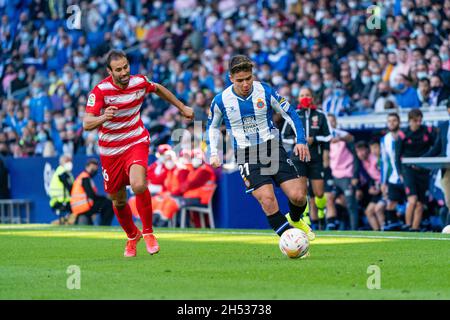 Barcellona, Spagna. 6 novembre 2021. SPAGNA-CALCIO-LA LIGA SANTANDER-RCD ESPANYOL VS GRANADA CF. La Liga Santander partita tra RCD Espanyol e Granada CF in RCD Stadium, el Prat, Spagna, il 6 novembre 2021. © Joan Gosa 2021 Credit: Joan Gosa Badia/Alamy Live News Foto Stock