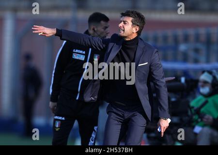 Como, Italia. 6 novembre 2021. Giacomo Gattuso (Como 1907) durante Como 1907 vs AC Perugia, Campionato Italiano di Calcio BKT a Como, Italia, Novembre 06 2021 Credit: Independent Photo Agency/Alamy Live News Foto Stock