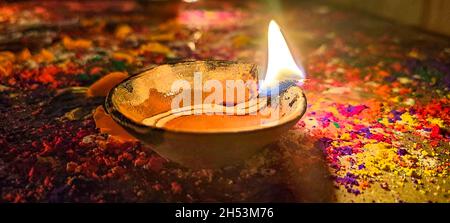 Lampada Diwali: La festa della luce. Tihar / Dipawali. Festival indù. Foto Stock