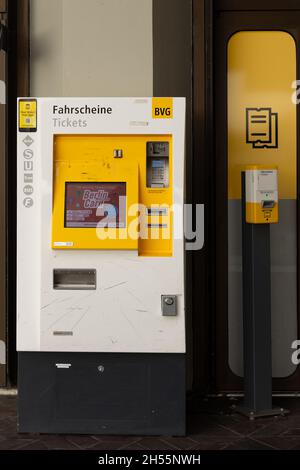 Biglietteria BVG con validatore Foto Stock