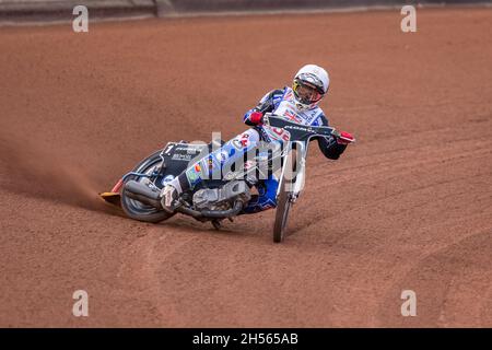 Daniel Bewley speedway rider in sella alla British Final al National Speedway Stadium di Manchester, il 16 agosto 2021 Foto Stock