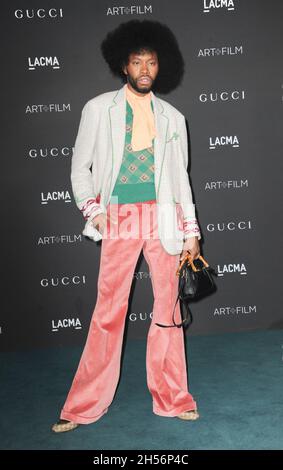 Jeremy O. Harris agli arrivi per il 2021 LACMA ART + FILM GALA - parte 2, Los Angeles County Museum of Art, Los Angeles, CA 6 novembre 2021. Foto di: Elizabeth Goodenough/Everett Collection Foto Stock