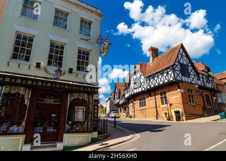 High Street e Maltravers Street, casa in stile tudor ad Arundel, West Sussex, Regno Unito Foto Stock
