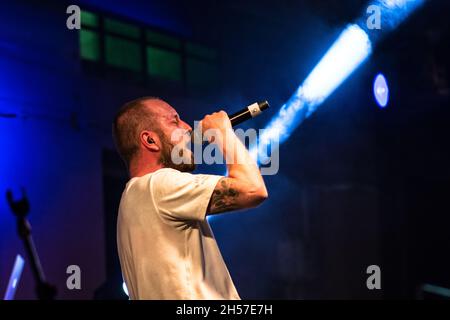 Lublino, Polonia - 21 maggio 2016: Kozienalia (annuale carnevale studentesco, chiamato anche juwenalia) - Lukasz Malpa Malkiewicz live in concerto rap Foto Stock