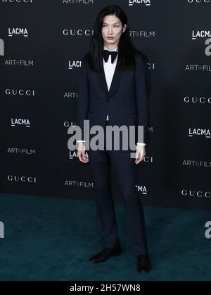 Los Angeles, Stati Uniti. 6 novembre 2021. LOS ANGELES, CALIFORNIA, Stati Uniti d'America - 06 NOVEMBRE: Zheng arriva al 10° annuale LACMA Art Film Gala 2021 che si tiene presso il Los Angeles County Museum of Art il 6 novembre 2021 a Los Angeles, California, Stati Uniti. (Foto di Xavier Collin/Image Press Agency/Sipa USA) Credit: Sipa USA/Alamy Live News Foto Stock