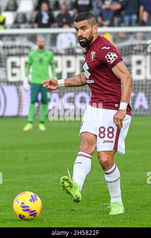 La Spezia, Italia. 6 novembre 2021. Tomas Rincon (Torino) durante la Spezia Calcio vs Torino FC, Campionato italiano di calcio a Match a la Spezia, Italia, Novembre 06 2021 Credit: Independent Photo Agency/Alamy Live News Foto Stock