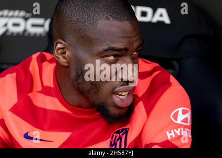 Valencia, Spagna. 7 novembre 2021. Geoffrey Kondogbia di Atletico de Madrid visto durante la partita di calcio spagnola LaLiga tra Valencia CF e Atletico de Madrid allo Stadio Mestalla. Punteggio finale; Atletico de Madrid 3:3 di Valencia. Credit: SOPA Images Limited/Alamy Live News Foto Stock