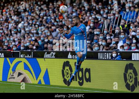 Valencia, Spagna. 7 novembre 2021. Yannick Ferreira Carrasco di Atletico de Madrid in azione durante la partita di calcio spagnola LaLiga tra Valencia CF e Atletico de Madrid allo Stadio Mestalla. Punteggio finale; Valencia 3:3 Atletico de Madrid. (Foto di Xisco Navarro/SOPA Images/Sipa USA) Credit: Sipa USA/Alamy Live News Foto Stock