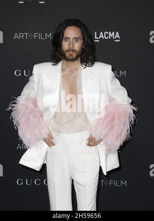 LOS ANGELES, CALIFORNIA - NOVEMBRE 06: Jared Leto partecipa al 10° GALA annuale LACMA ART+FILM presentato da Gucci al Los Angeles County Museum of Art il 06 Novembre 2021 a Los Angeles, California. Foto: Crash/imageSPACE Foto Stock