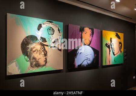 Mostra d'arte di Andy Warhol del XX secolo presso Christie's Inc. Auction House, New York City, USA 2021 Foto Stock