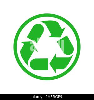Simbolo di riciclaggio. Icona verde triangolare eco Recycle. Illustrazione vettoriale. Etichetta di riciclaggio Illustrazione Vettoriale