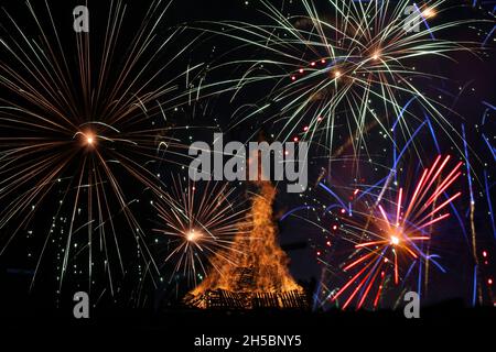 Harlow Town esposizione annuale fuochi d'artificio 2021 Foto Stock