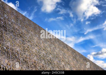 Washington, D.C. - 14 Ottobre 2021: Il Museo Nazionale Smithsonian di Storia e Cultura Africana americana sul National Mall. Foto Stock