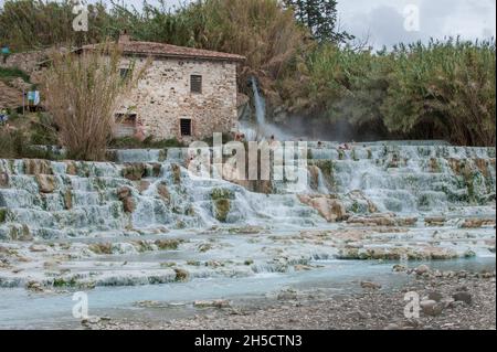 Le acque termali di Cascate del Mulino Foto Stock
