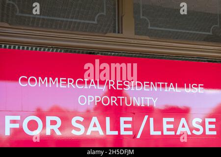 Banner in affitto sulla facciata dell'edificio in Australia Meridionale Foto Stock