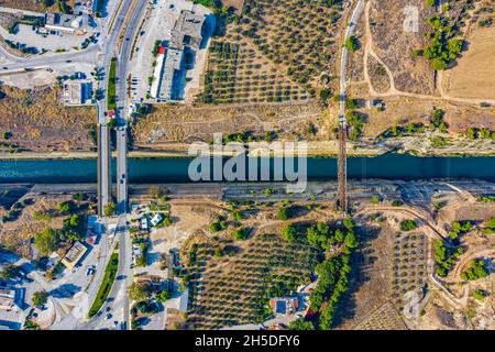 Korinth Kanal in Griechenland aus der Luft | Corinth Canal dall'alto Foto Stock