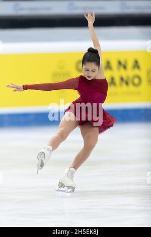 Satoko Miyahara dal Giappone compete nel programma delle donne libere durante il giorno 2 del Gran Premio ISU di pattinaggio a figure - Gran Premio d'Italia a Palavela Foto Stock