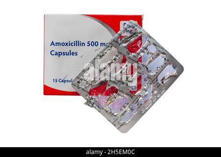 Confezione usata di Amoxicillin Capsules 500 mg antibiotici Noumed usati per trattare un certo numero di infezioni batteriche - capsule antibiotiche, pillole antibiotici Foto Stock