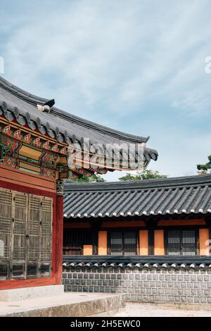 Sebyeonggwan Ufficio governativo architettura tradizionale coreana a Tongyeong, Corea Foto Stock