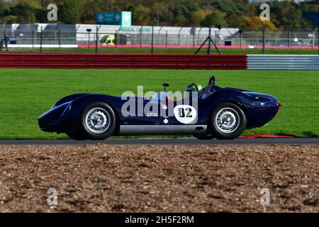 Chris Ward, Rob Smith, Lister Knobbbly, RAC Woodcote Trophy per le auto sportive e alcuni piloti che hanno gareggiato dopo la seconda guerra mondiale fino alla fine del 1955, AN Foto Stock