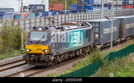 Servizi ferroviari diretti Classe 88 - 88006 con partenza da DIRFT per Mossend Foto Stock