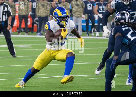 Los Angeles Rams running back Jake Funk (34) fixes his helmet before an NFL  football game against the Chicago Bears Sunday, Sept. 12, 2021, in  Inglewood, Calif. (AP Photo/Kyusung Gong Stock Photo - Alamy