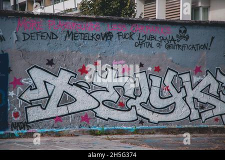 Metelkova Art Center visto a Lubiana, Slovenia Foto Stock
