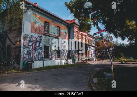 Metelkova Art Center visto a Lubiana, Slovenia Foto Stock