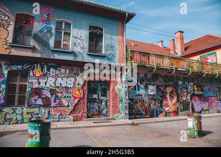 Metelkova Art Center visto a Lubiana, Slovenia Foto Stock