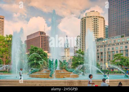 Swann Memorial Fountain nel centro di Philadelphia, Pennsylvania, Stati Uniti Foto Stock