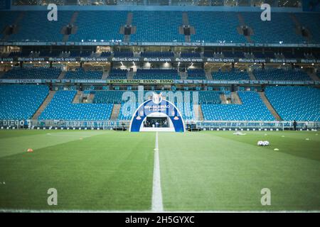 9 novembre 2021, Porto Alegre, Rio Grande do sul, USA: Campionato brasiliano di calcio: Gremio e Fluminense. 9 novembre 2021, Porto Alegre, Brasile: Partita di calcio tra Gremio e Fluminense, valida per il 31° round del Campionato di calcio brasiliano, tenutosi martedì (9) all'Arena do Gremio Stadium di Porto Alegre. Gremio ha vinto 1-0, con un gol segnato da Diego Souza. Credit: Matheus PE/TheNews2 (Credit Image: © Matheus PE/TheNEWS2 via ZUMA Press Wire) Foto Stock