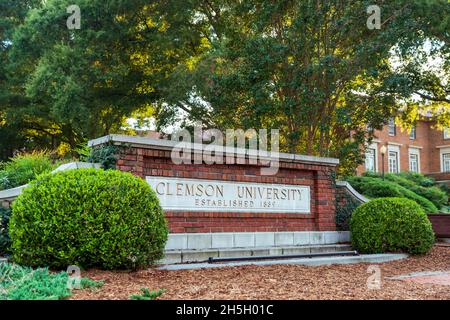 Clemson, SC - 17 settembre 2021: Clemson University Sign Foto Stock