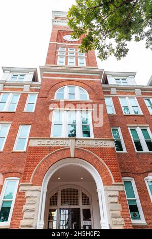 Clemson, SC - 17 settembre 2021: Tillman Hall nel campus della Clemson University Foto Stock