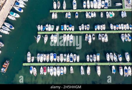 Foto aeree, Can Picafort, baia e porto, Maiorca, Isole Baleari, Spagna Foto Stock