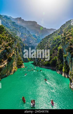 Cliffy Rocks Verdon gole vicino Galetas ponte, lago Sainte Croix, Provenza Alpi Côte Azzurra, Francia Foto Stock