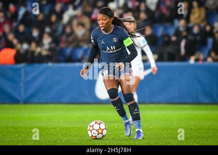 Parigi, Francia, 9 novembre 2021, Grace GEYORO del PSG durante la UEFA Women's Champions League, partita di calcio del Gruppo B tra Parigi Saint-Germain e Real Madrid il 9 novembre 2021 allo stadio Parc des Princes di Parigi, Francia - Foto: Matthieu Mirville/DPPI/LiveMedia Foto Stock