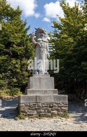 Socha Radegast, hora Radhost, Pustevny, Beskydy, Ceska republika / Pagan dio Radegast, Radhost collina, montagne Beskydy, repubblica Ceca Foto Stock