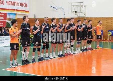 KHARKIV, UCRAINA - 10 NOVEMBRE 2021: La partita di pallavolo della CEV Challenge Cup VSC Law Academy contro VCA AMSTETTEN Foto Stock