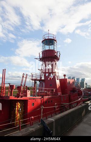 Lightship LV95 presso Trinity Buoy Wharf, Leamouth Peninsula, Londra Foto Stock