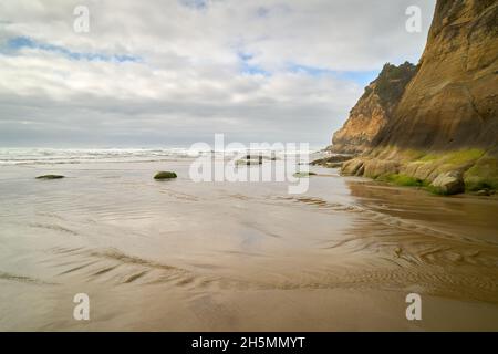 Hug Point Coastline Oregon Stati Uniti. La riva dell'Hug Point state Recreation Site. Foto Stock