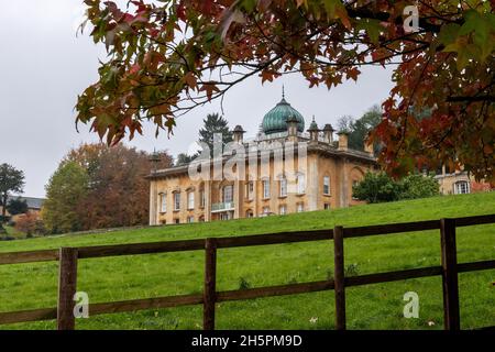 Giardini Sezincote in autunno Foto Stock