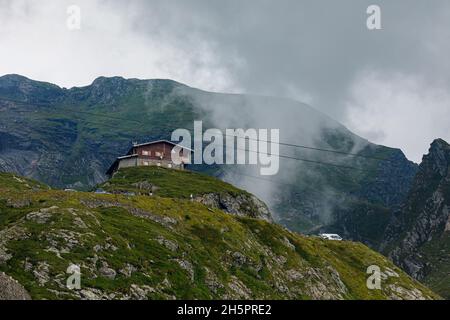 Rifugio al Tranfaragasan in Romania Foto Stock