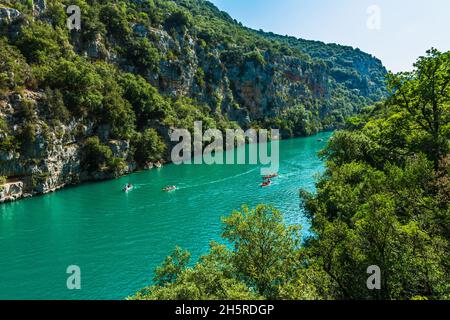 Sentier du garde Canal, Quinson, Verdon Lower Gorge, lago Sainte Croix, Provenza, Provence Alpes Côte d'Azur, Francia Foto Stock