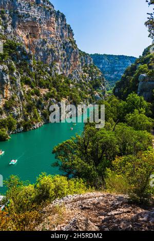 Sentier du garde Canal, Quinson, Verdon Lower Gorge, lago Sainte Croix, Provenza, Provence Alpes Côte d'Azur, Francia Foto Stock