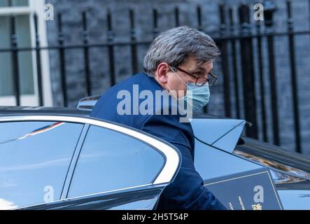 Londra, Regno Unito. 11 Nov 2021. Kit Malthouse, arriva ad un incontro di gabinetto al 10 Downing Street London. Credit: Ian Davidson/Alamy Live News Foto Stock