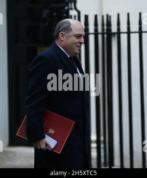 Londra, Inghilterra, Regno Unito. 11 Nov 2021. Il Segretario di Stato per la Difesa ben Wallace arriva a Downing Street per un incontro con Abinet. (Credit Image: © Tayfun Salci/ZUMA Press Wire) Credit: ZUMA Press, Inc./Alamy Live News Foto Stock