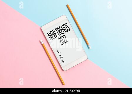 Didascalia di testo Presentazione di nuove tendenze 2022. Panoramica aziendale direzione generale in cui qualcosa sta sviluppando la differenza tecnologica e le scelte Foto Stock