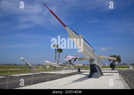 Esposizione dei sistemi di armi alla Stazione aeronavale di Point Mugu (NAS), vicino Oxnard CA Foto Stock