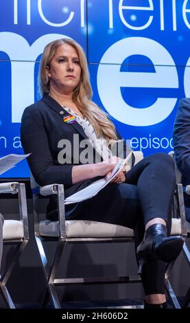 Clair Farley discute il censimento del 2020 e la comunità LGBTQ in un panel sul Michelle Meow Show al Commonwealth Club di San Francisco. CA. 31 gennaio 2020 Foto Stock