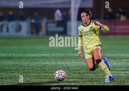 Koege, Danimarca. 10 novembre 2021. Caitlin Foord (19) di Arsenal visto nella partita UEFA Women’s Champions League tra HB Koege e Arsenal allo Stadion Sport di Koege. (Photo credit: Gonzales Photo - Robert Hendel). Foto Stock